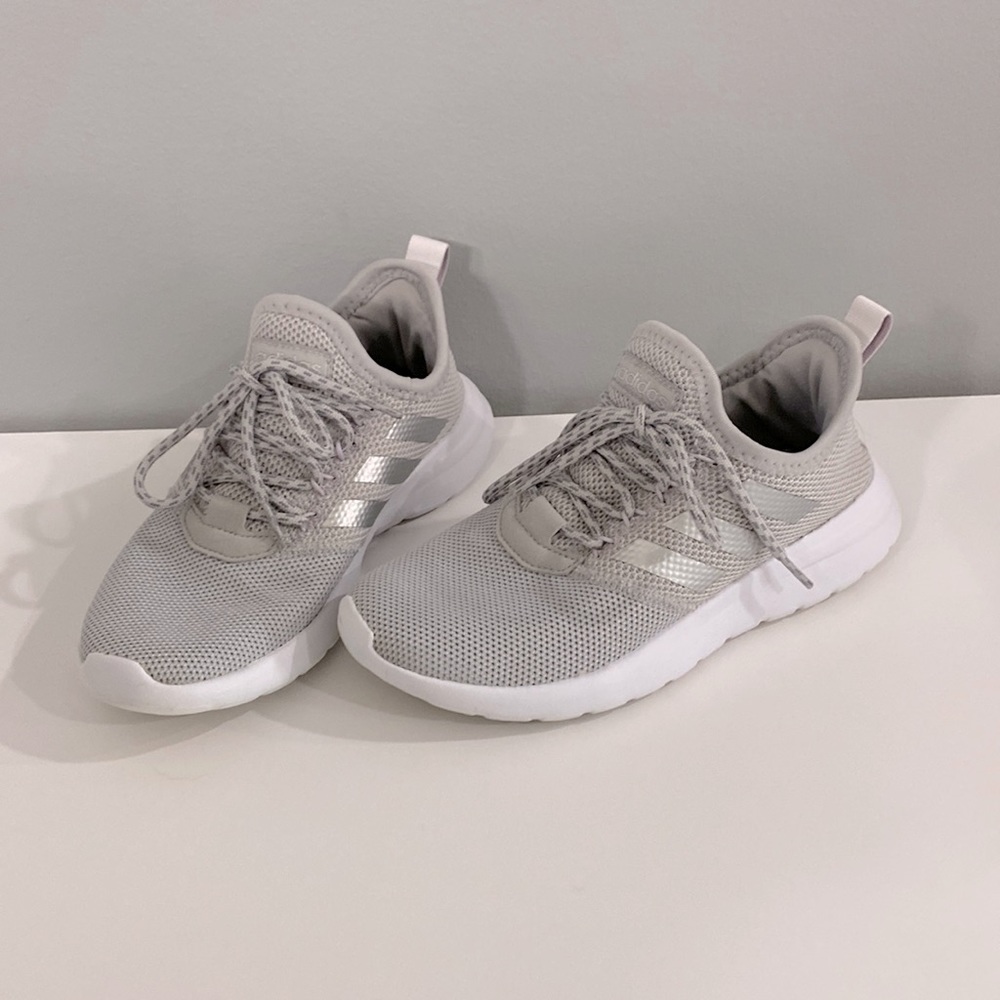 Women’s Silver & White Adidas Size 6.5 Lite Racer RBN Tennis Shoes